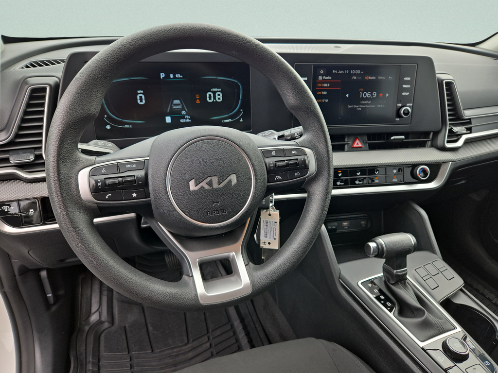 Used 2023 White Kia LX image 24