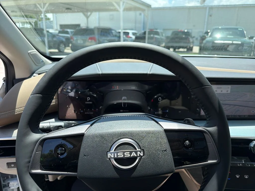New 2026 Everest White Pearl TriCoat / Super Black Two-tone Nissan Platinum image 22
