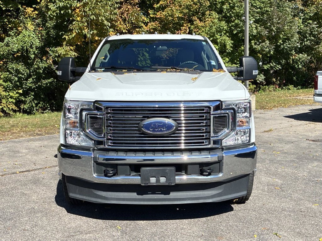 Used 2022 White Ford XL image 2