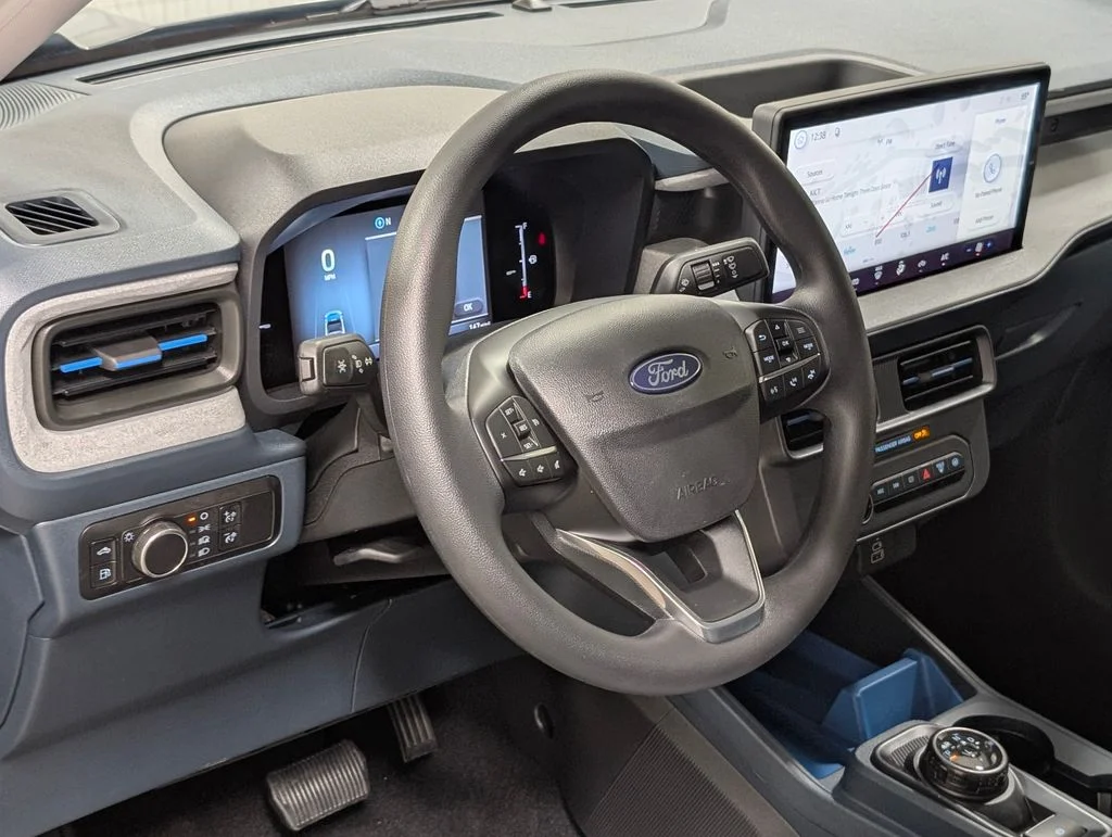 New 2026 Carbonized Gray Metallic Ford XLT image 10