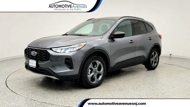 2025 Ford Escape ST-Line AWD