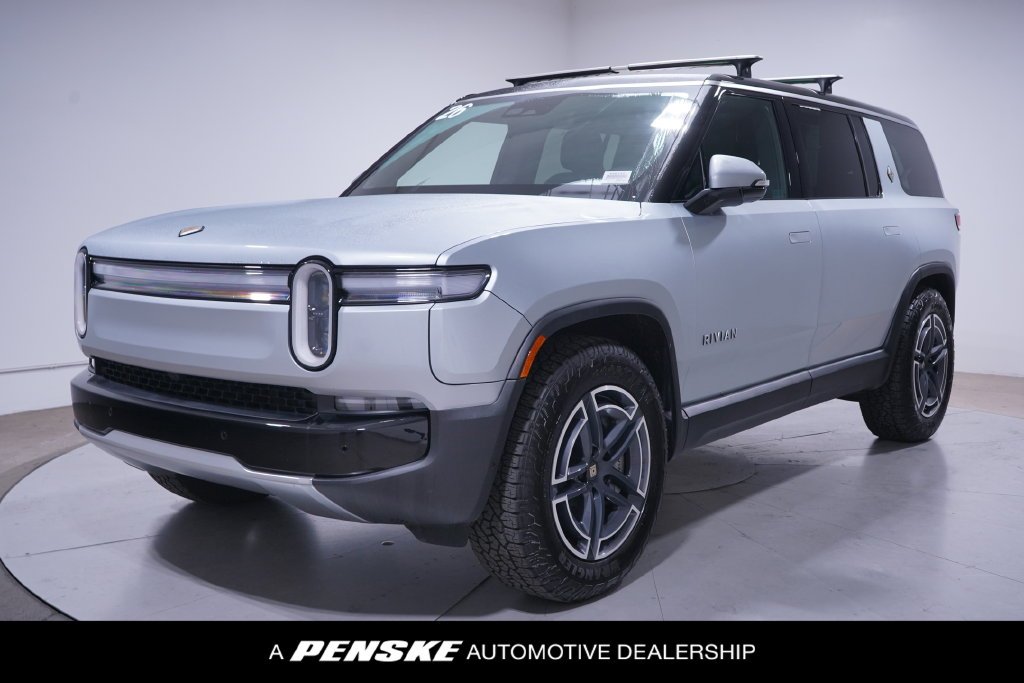 2026 Rivian R1S