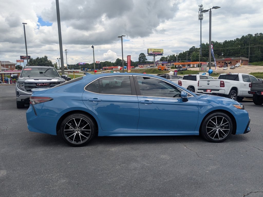 Used 2023  Toyota SE image 4