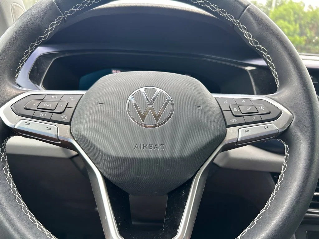 Used 2022 Blue Dusk Volkswagen 1.5T SE image 24
