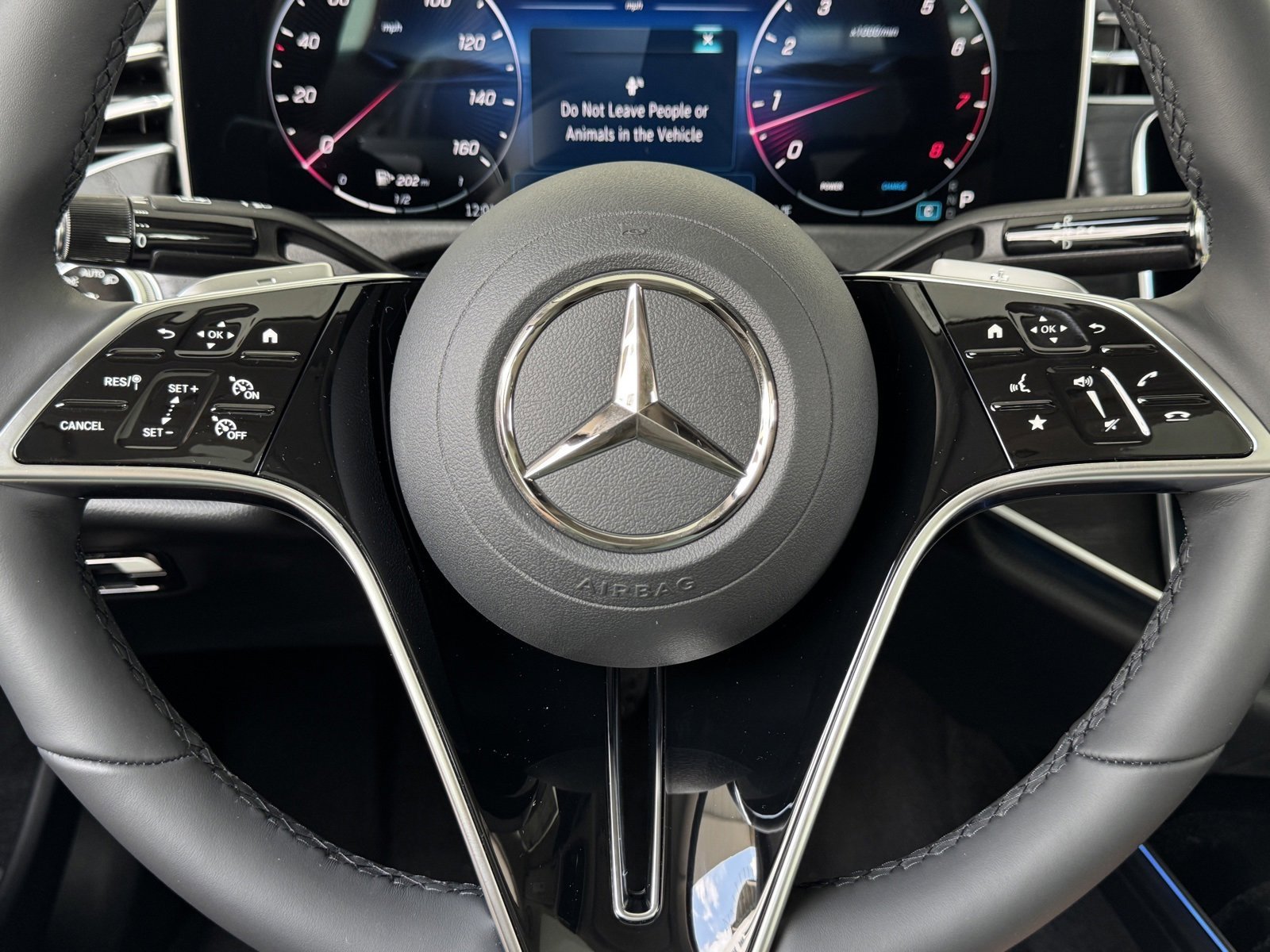 New 2026 Cirrus Silver Metallic Mercedes-Benz E 350 image 32