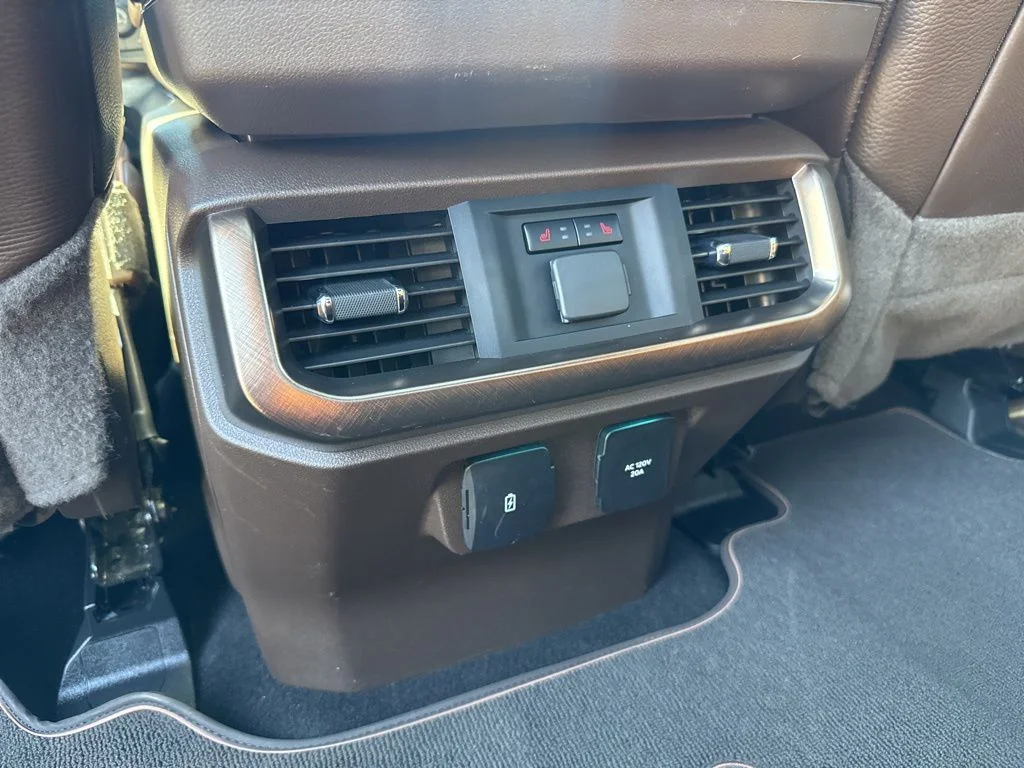 Used 2024 Gray Ford King Ranch image 28