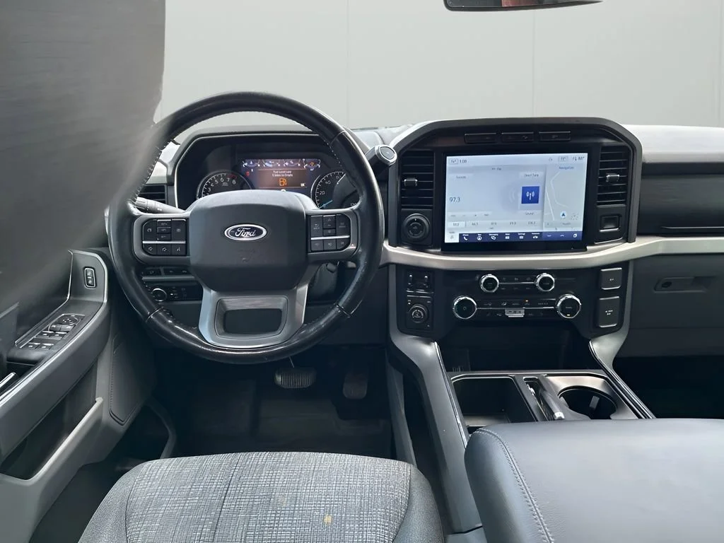 Used 2022 White Ford XLT image 25