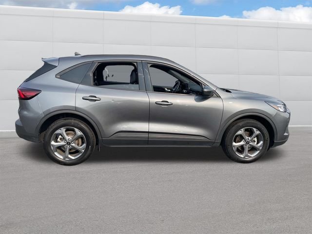 Used 2025 Carbonized Gray Metallic Ford ST-Line Select image 11