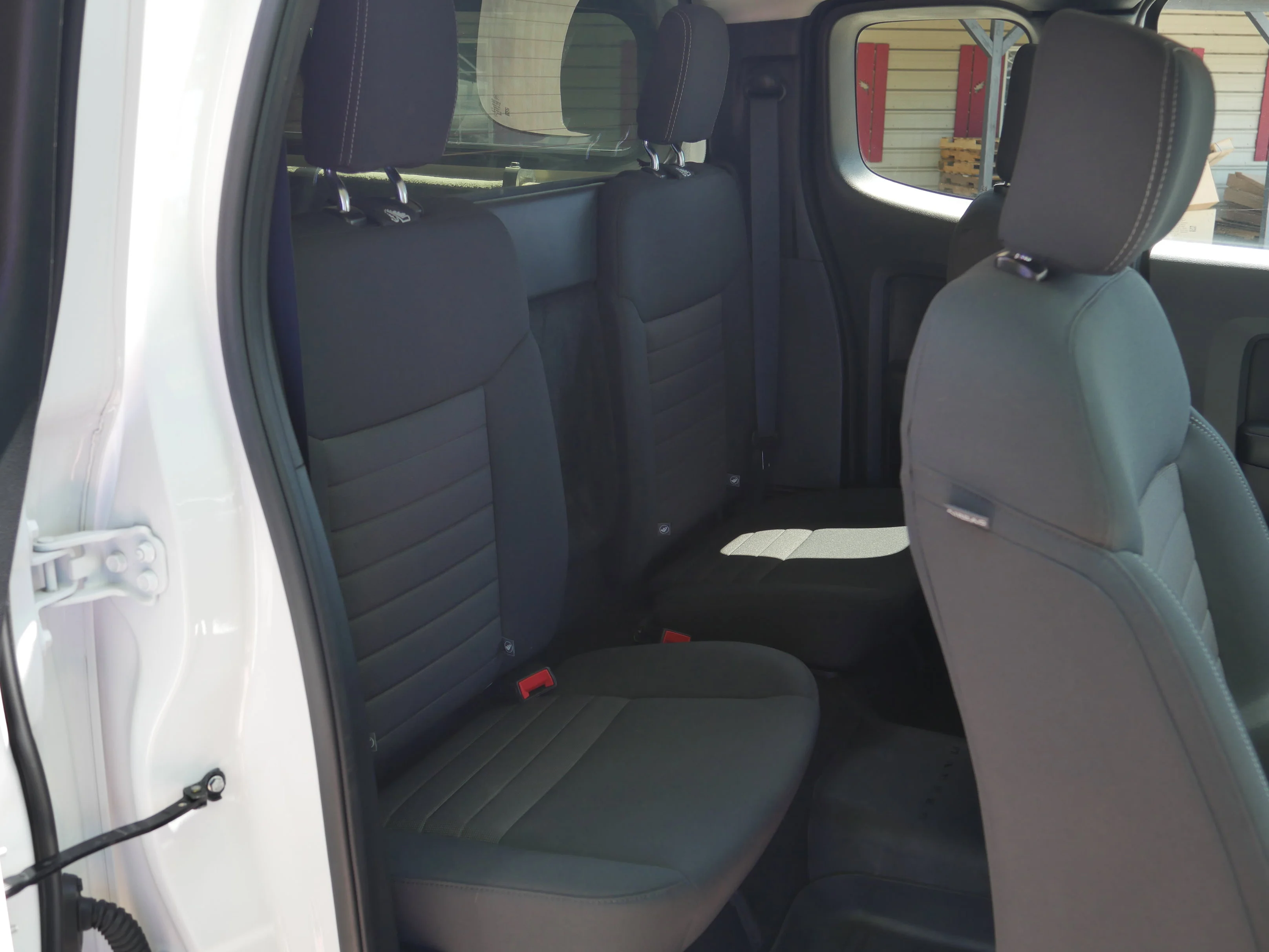 Used 2019 Oxford White Ford XLT image 27