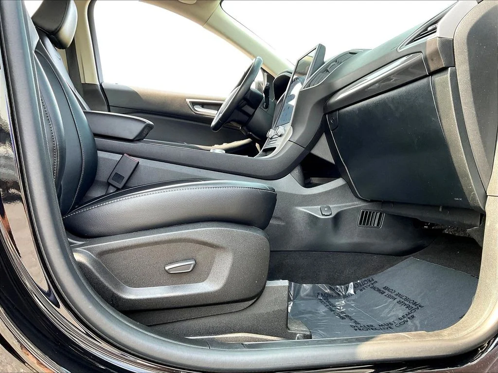 Certified Used 2023 Agate Black Metallic Ford SEL image 34