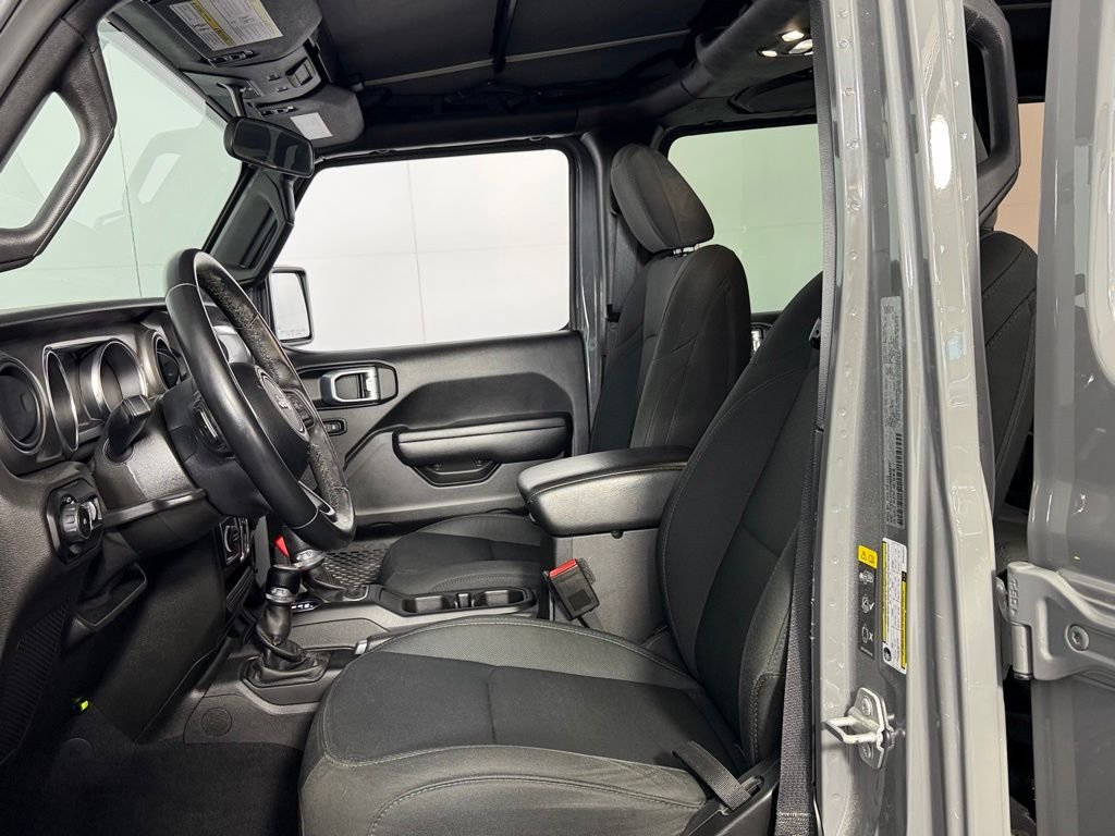 Used 2021 Gray Clearcoat Jeep Unlimited Sport S image 18