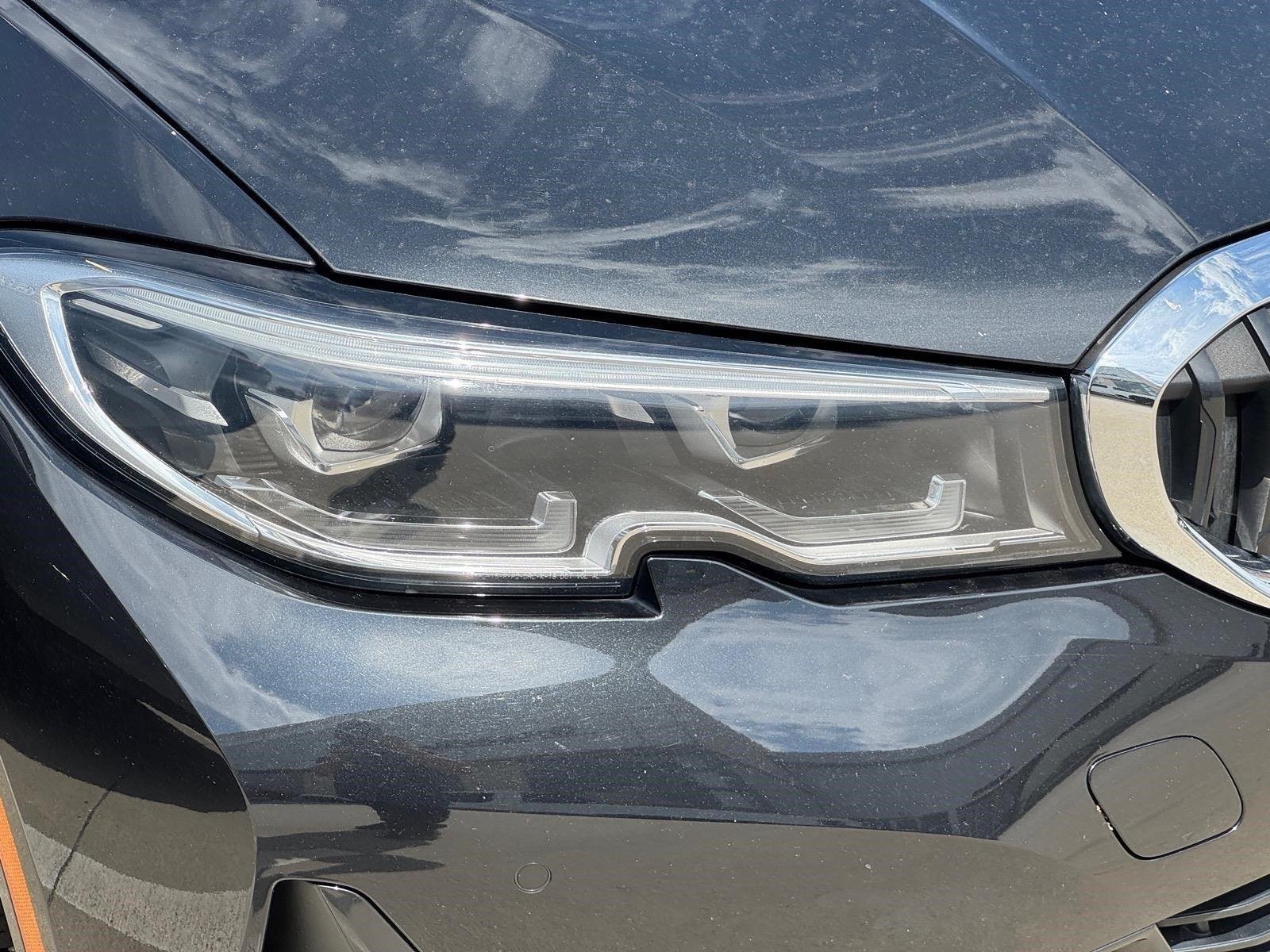 Used 2020 Black Sapphire Metallic BMW 330i image 20