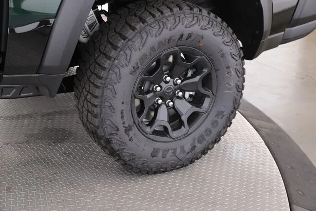 New 2026 Serrano-Green Metallic Exterior Paint RAM RHO image 14
