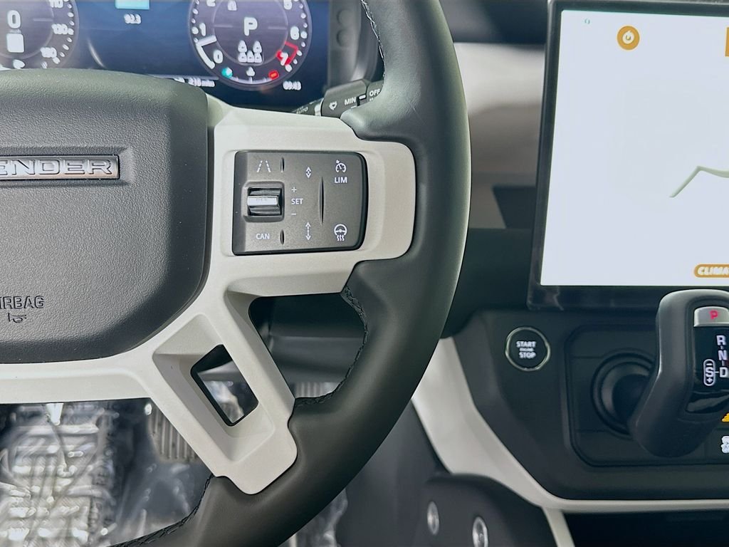 New 2026 Fuji White Land Rover X-Dynamic SE image 14