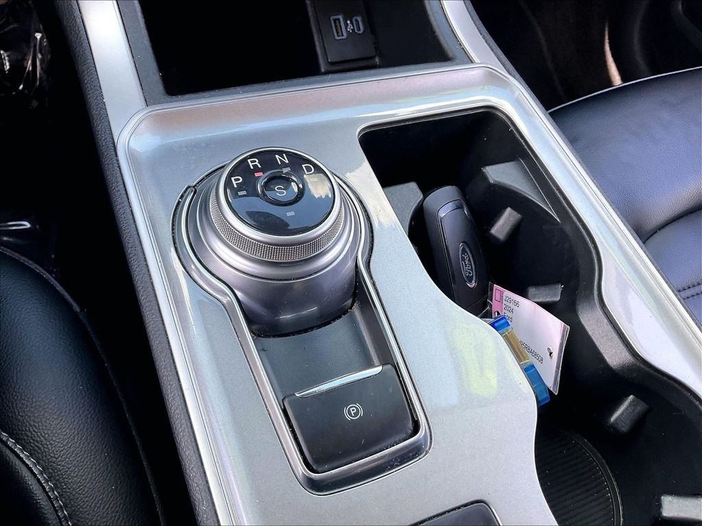 Used 2024 Iconic Silver Metallic Ford SEL image 32