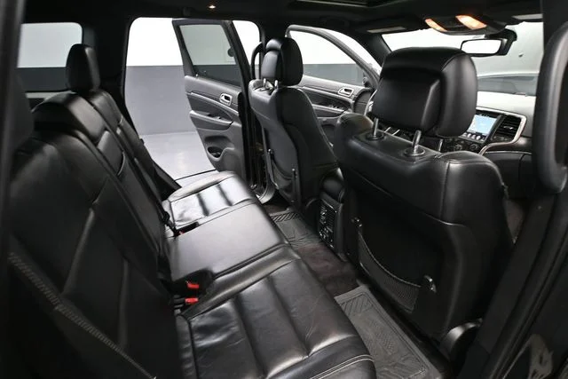 Used 2017 Black Jeep Limited image 41