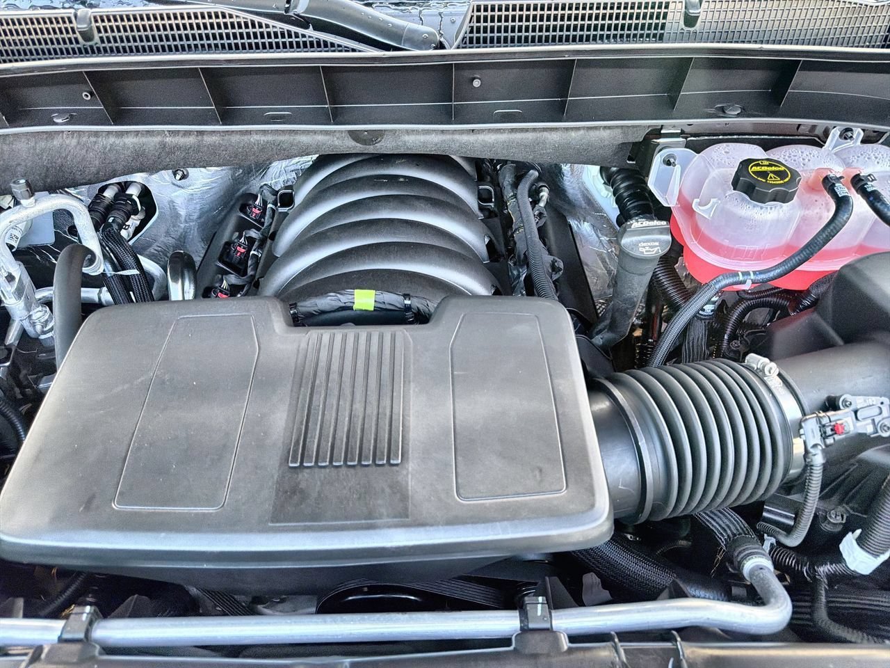 New 2026 Glacier White Tricoat GMC Denali image 25