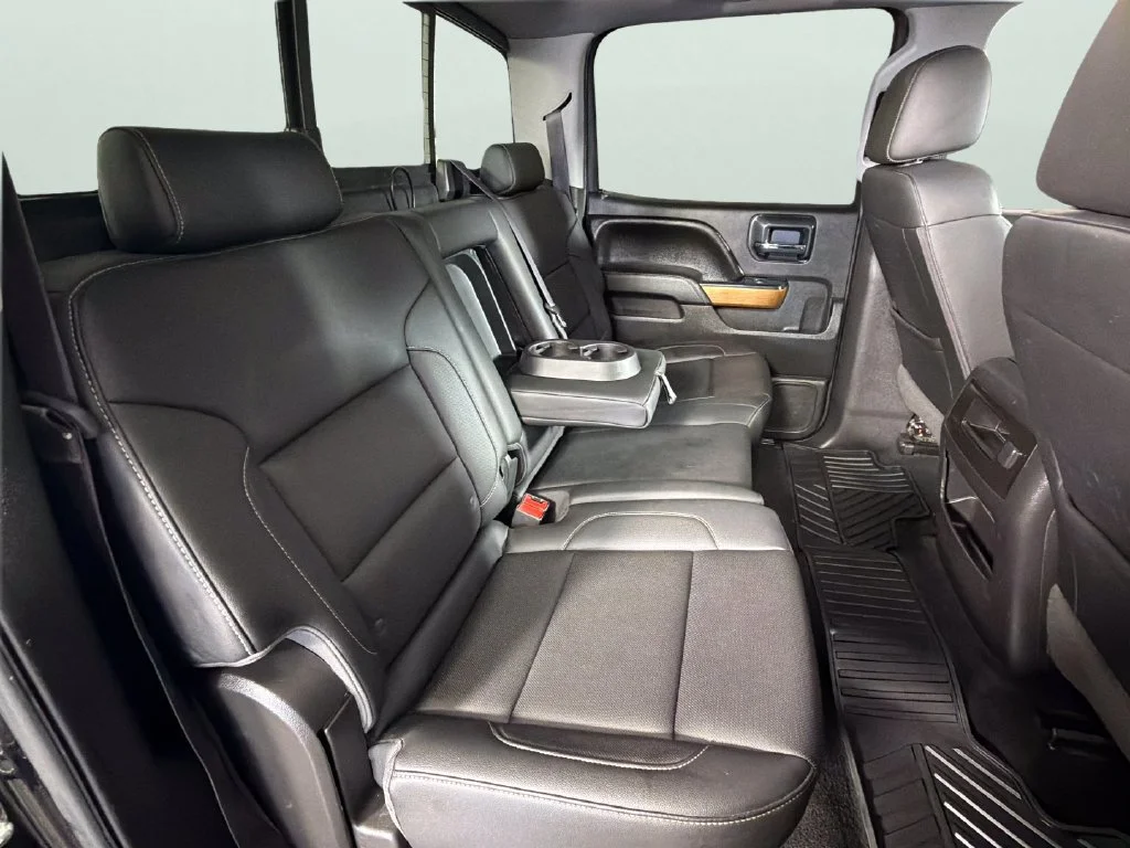 Used 2016 BLACK Chevrolet LTZ image 31