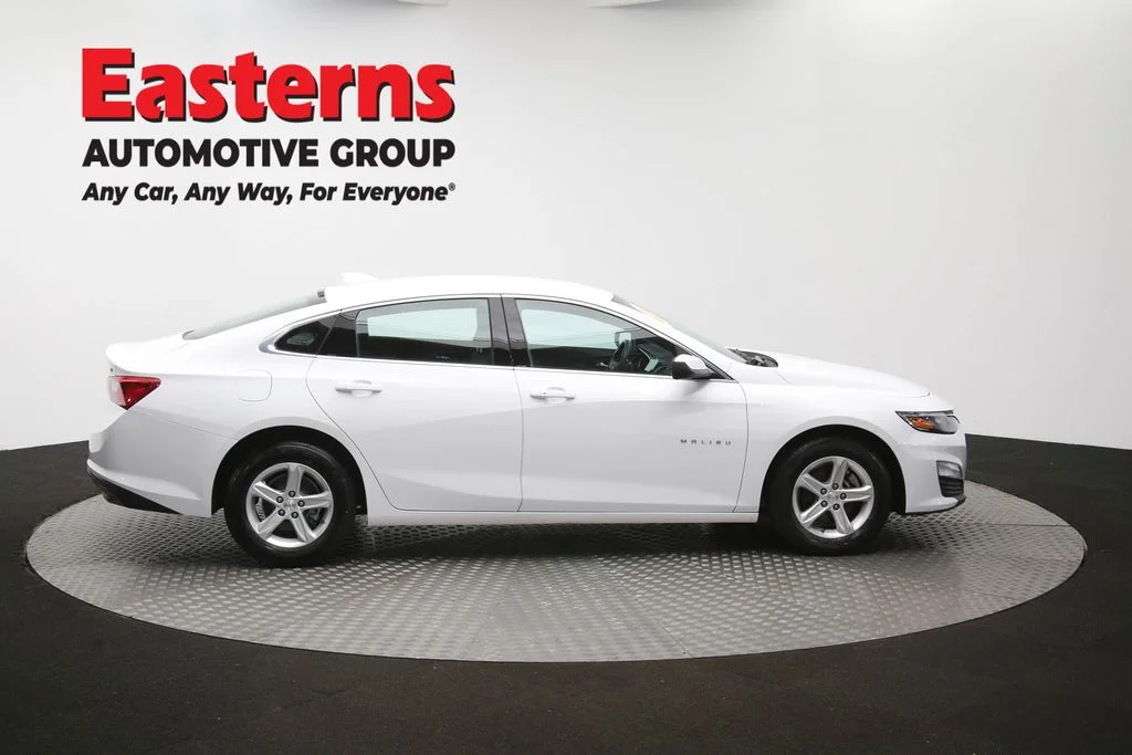 Used 2024 White Chevrolet LT image 44