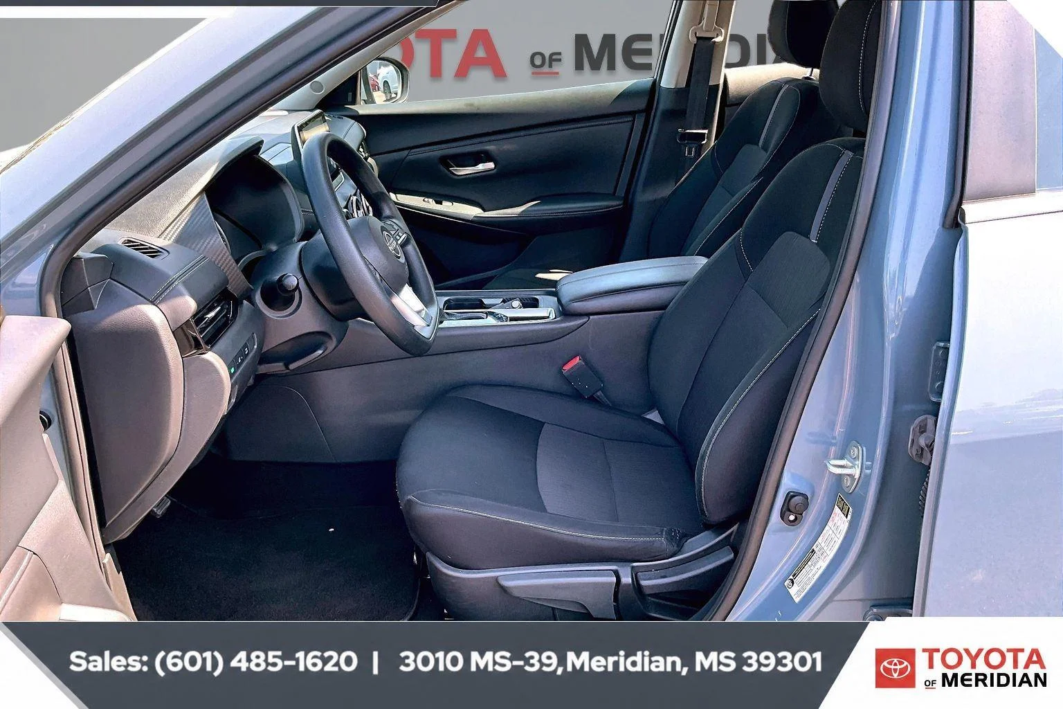 Used 2025 Atlantic Gray Metallic Nissan SV image 18