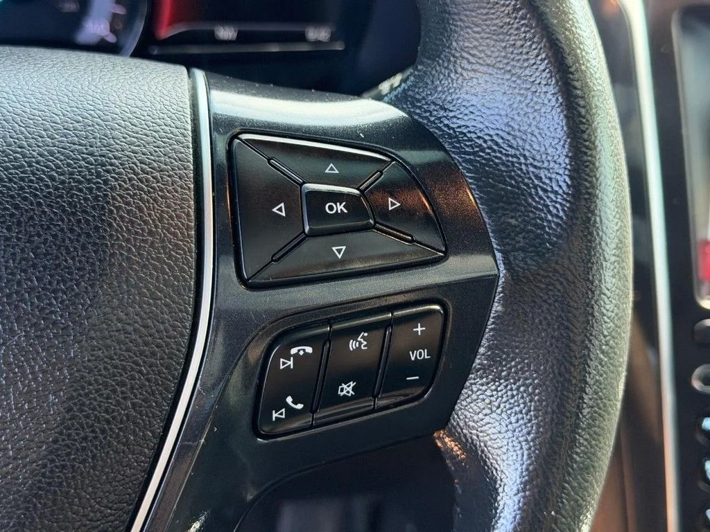 Used 2018 Blue Ford Limited image 20