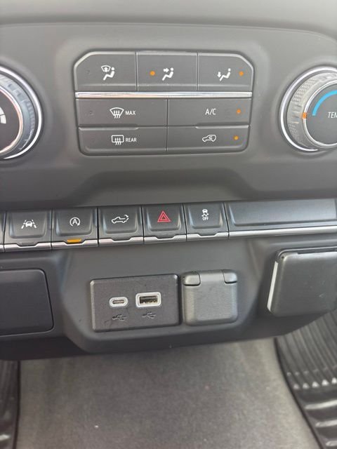 Used 2023 Black Chevrolet Custom image 15