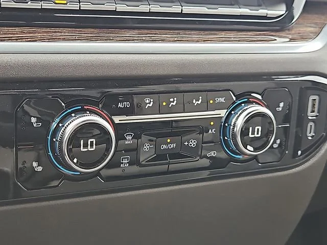 2026 GMC Sierra 1500 SLE - Photo 17