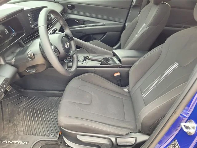 Used 2025 Blue Hyundai SEL Sport image 28