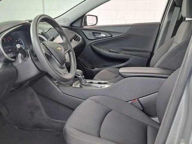 Used 2024 Gray Chevrolet LT image 22