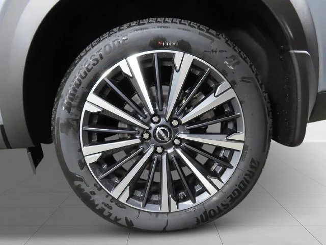New 2026 Boulder Gray Pearl Nissan Platinum image 11