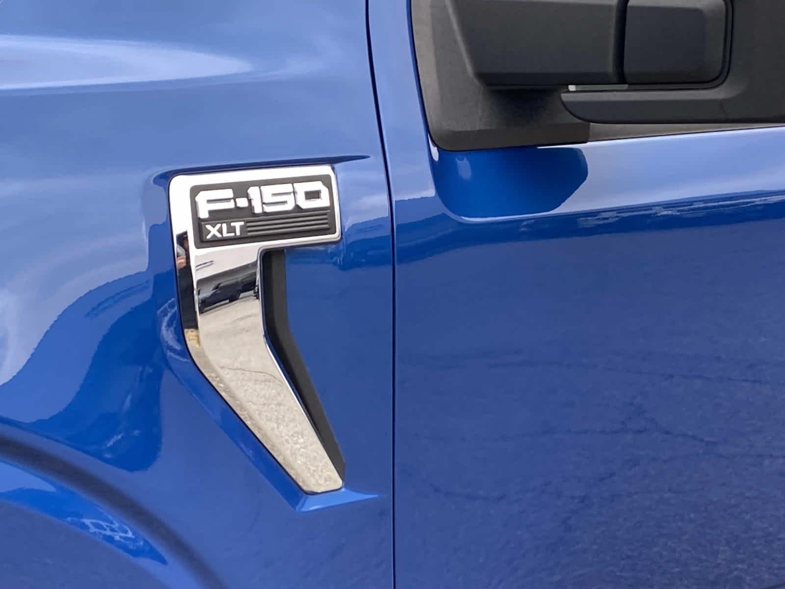 Certified Used 2025 Atlas Blue Ford XLT image 9