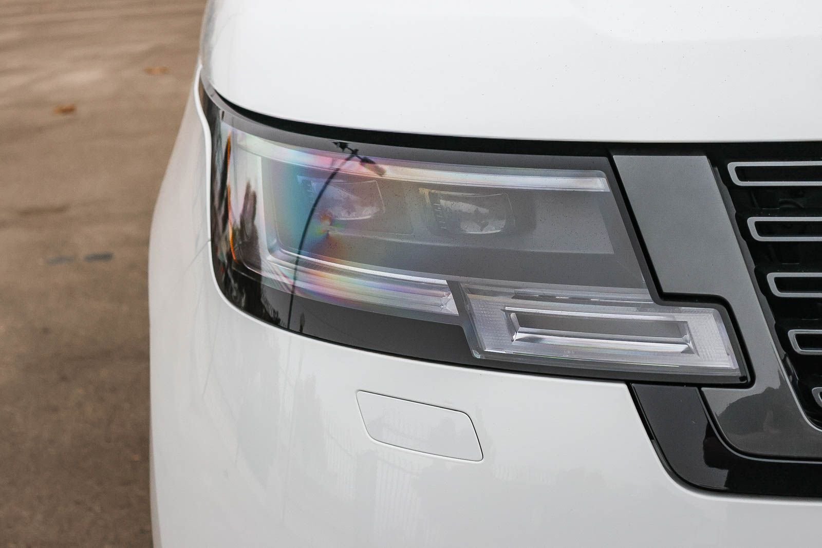2025 Land Rover Range Rover SE - Photo 14