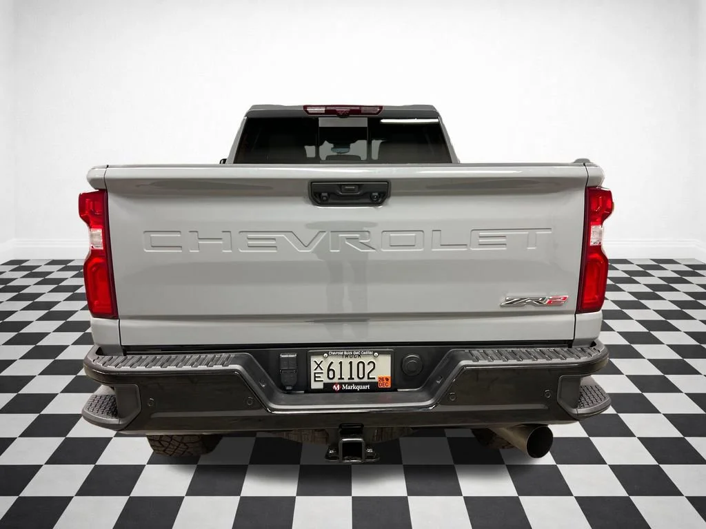 2024 Chevrolet Silverado 2500HD ZR2 - Photo 8