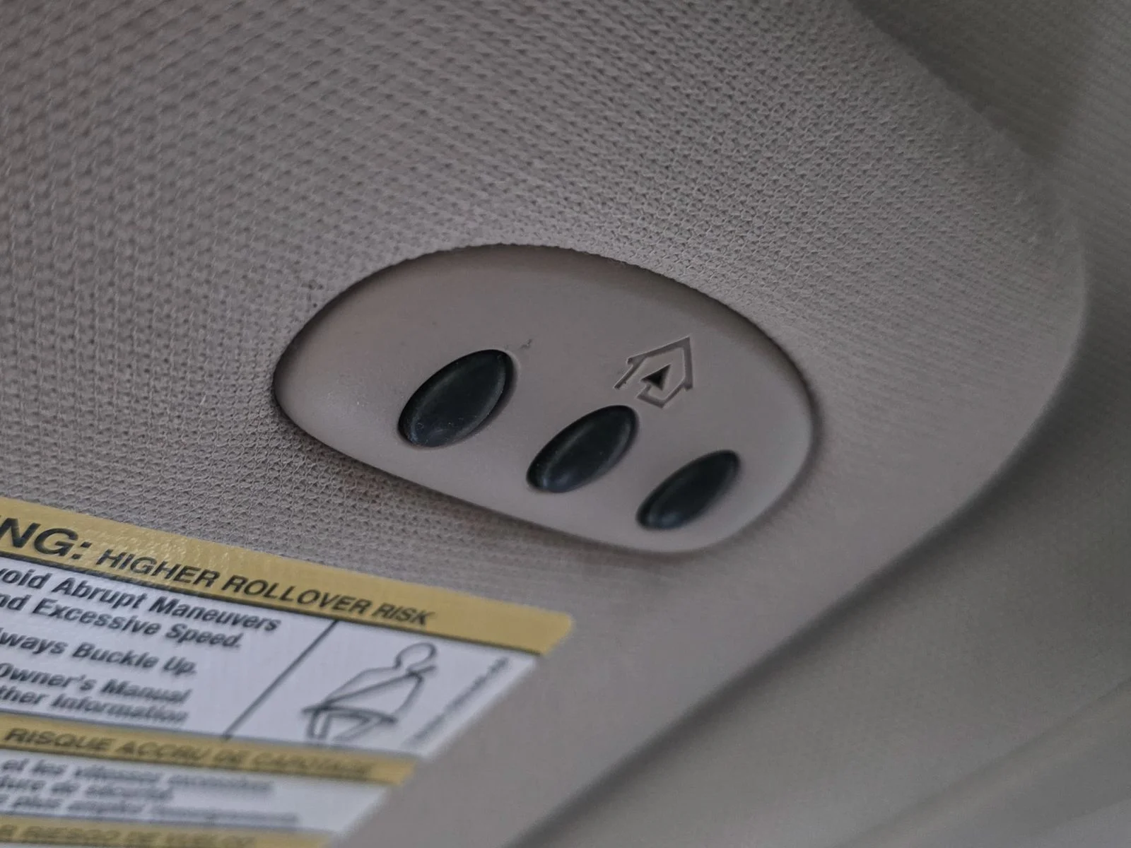 Used 2019 White Lincoln Select image 33