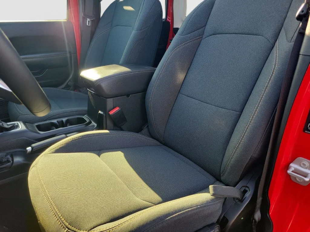 Used 2025 Red Jeep Sahara 4xe image 17