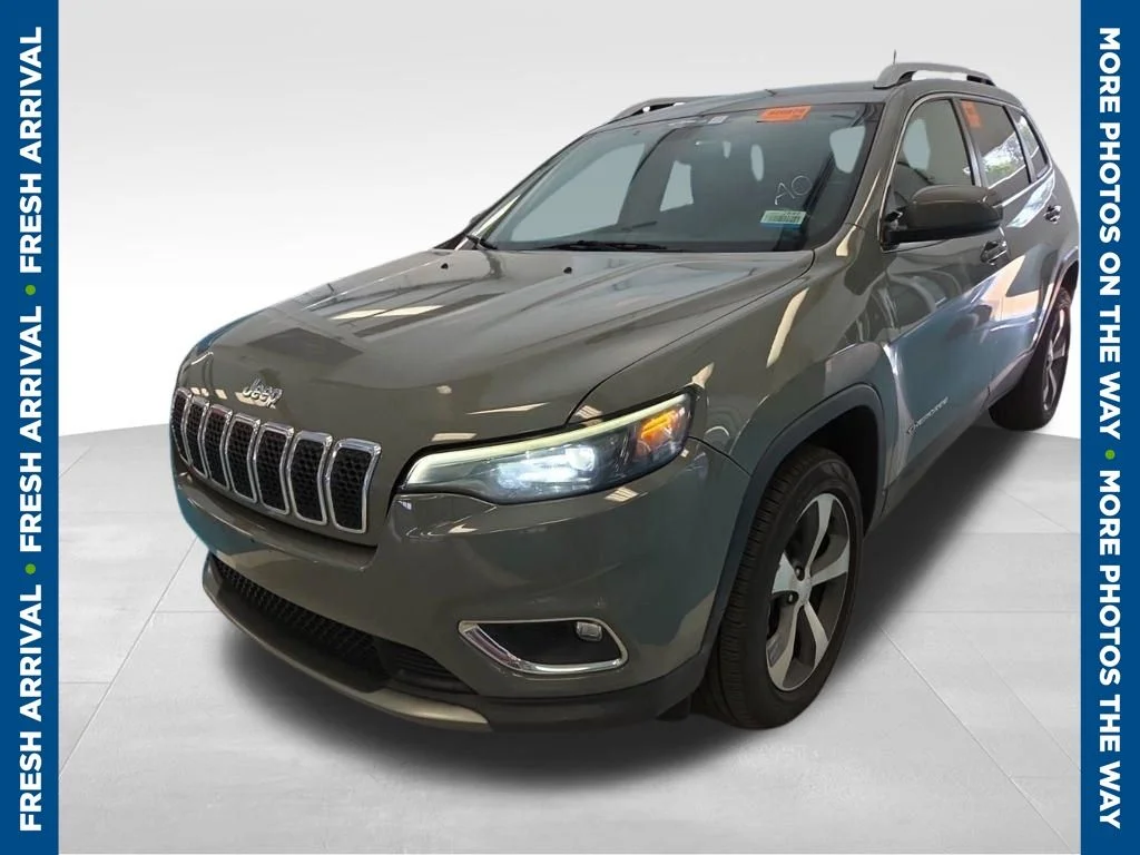Used 2020 Gray Jeep Limited image 1