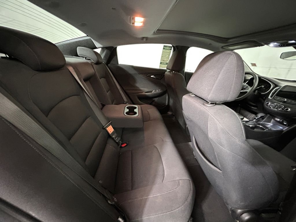 Used 2023 Gray Chevrolet LT image 17