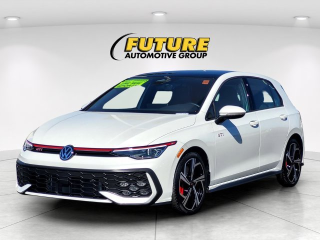 Used 2026  Volkswagen SE image 8