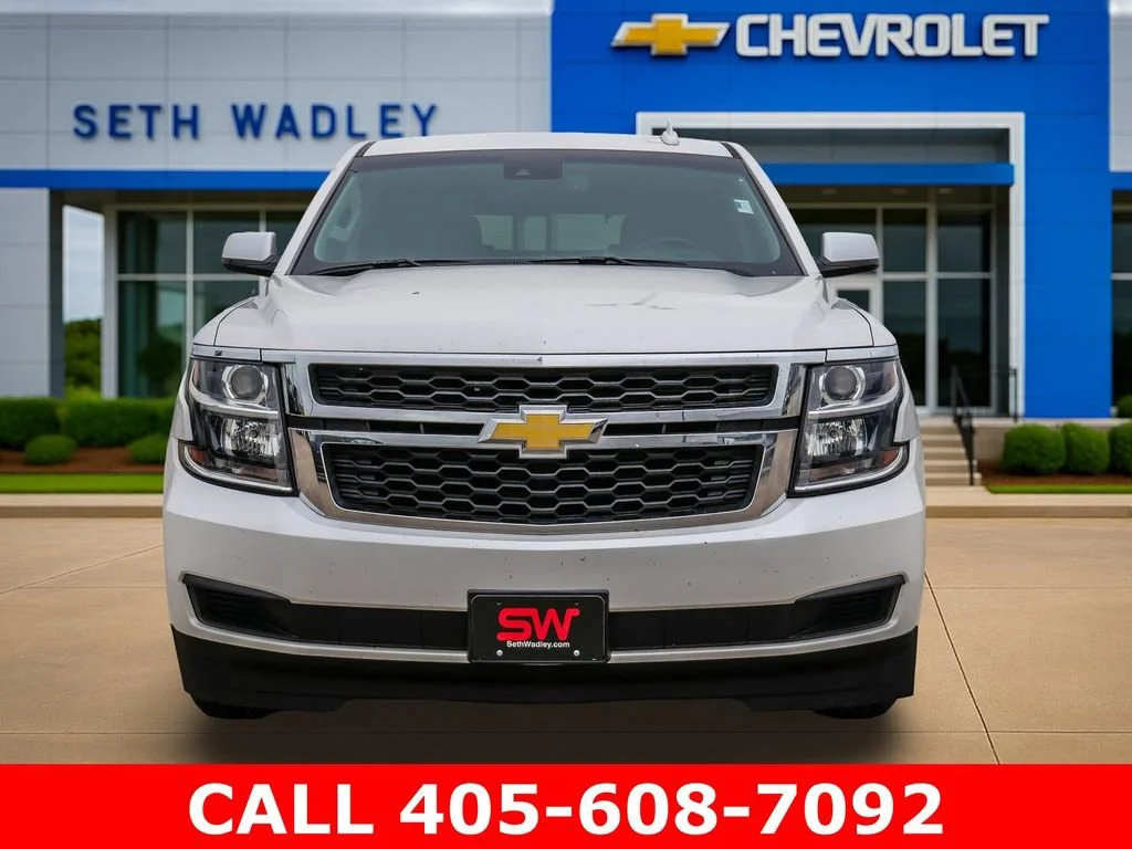 Used 2018 IRIDESCENT PEARL TRICOAT Chevrolet LT image 2