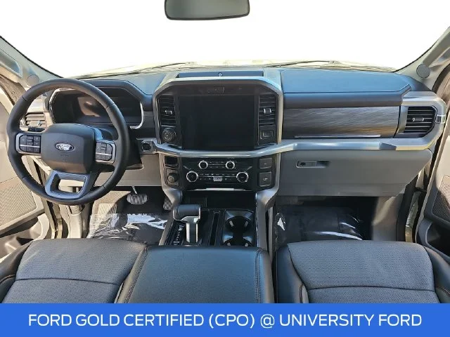 Used 2025 White Ford Lariat image 9