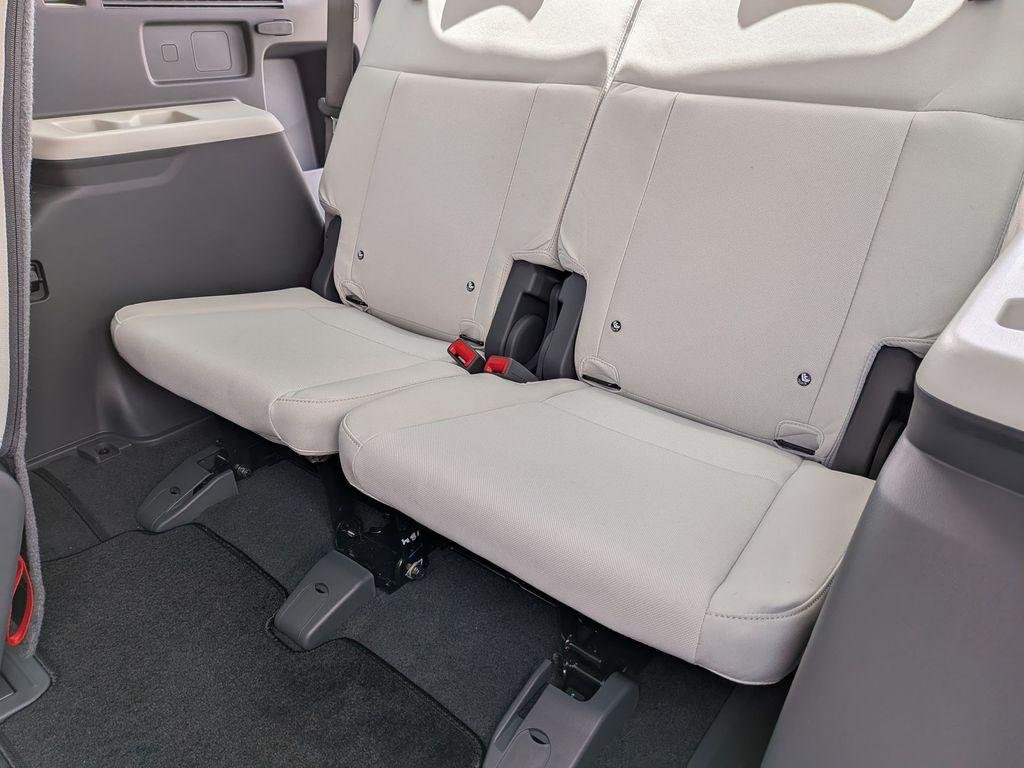 New 2026 Gray Hyundai SE AWD image 24