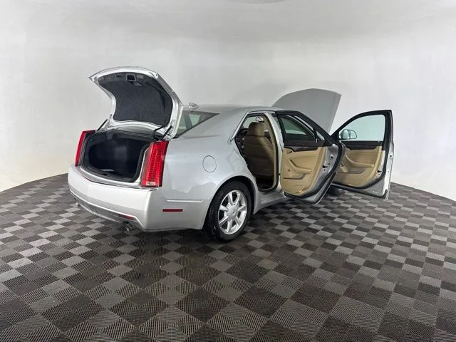 Used 2009 Silver Cadillac Base image 18