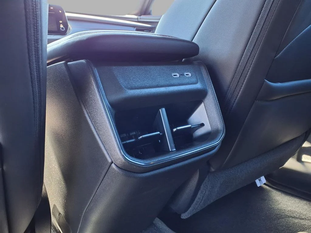 New 2026 Diamond Black Crystal Pearlcoat Dodge R/T image 25