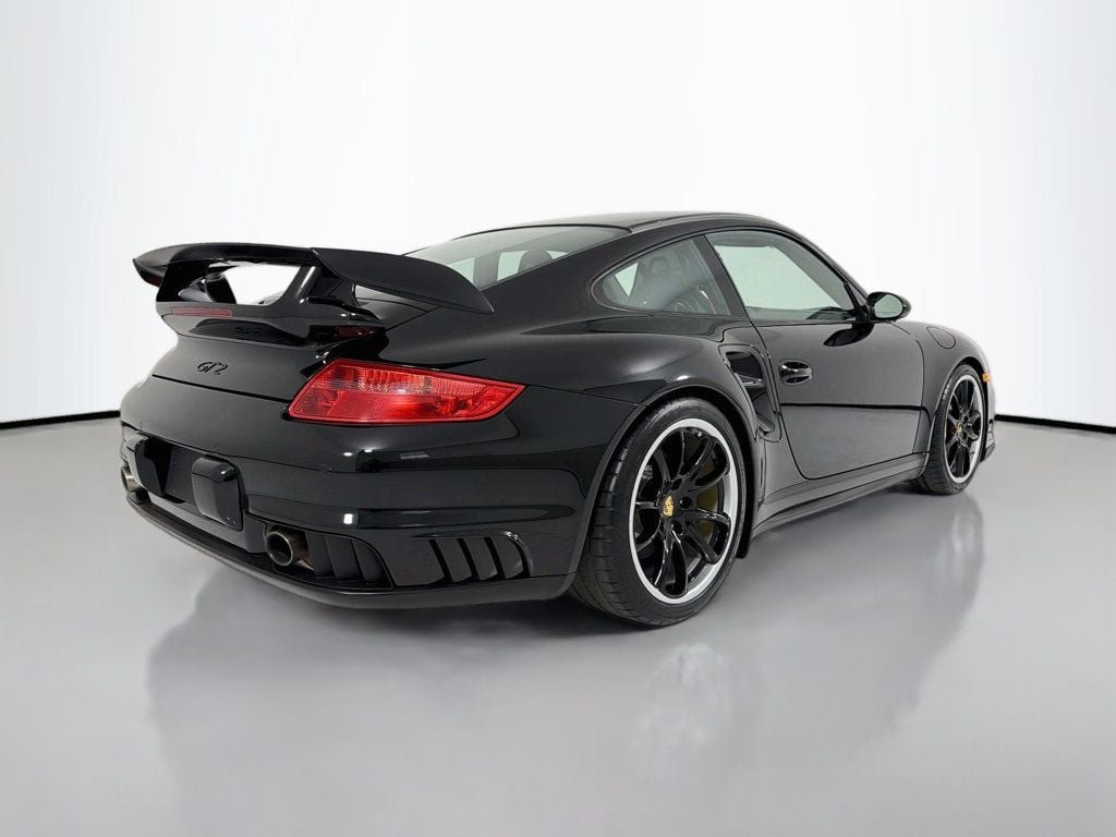 Used 2008 Black Porsche GT2 image 9