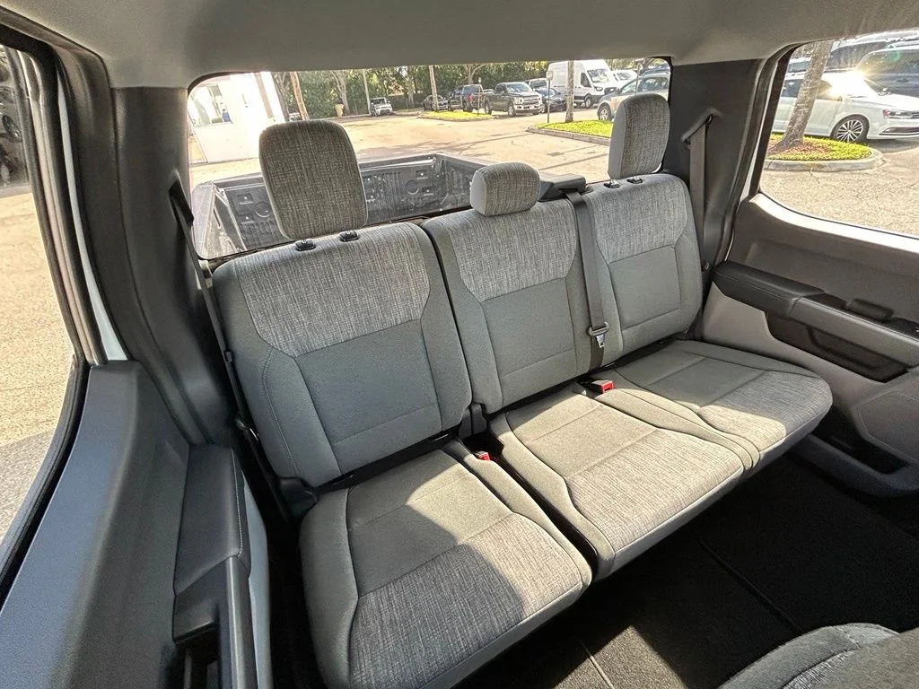 Used 2026 Oxford White Ford XLT image 30