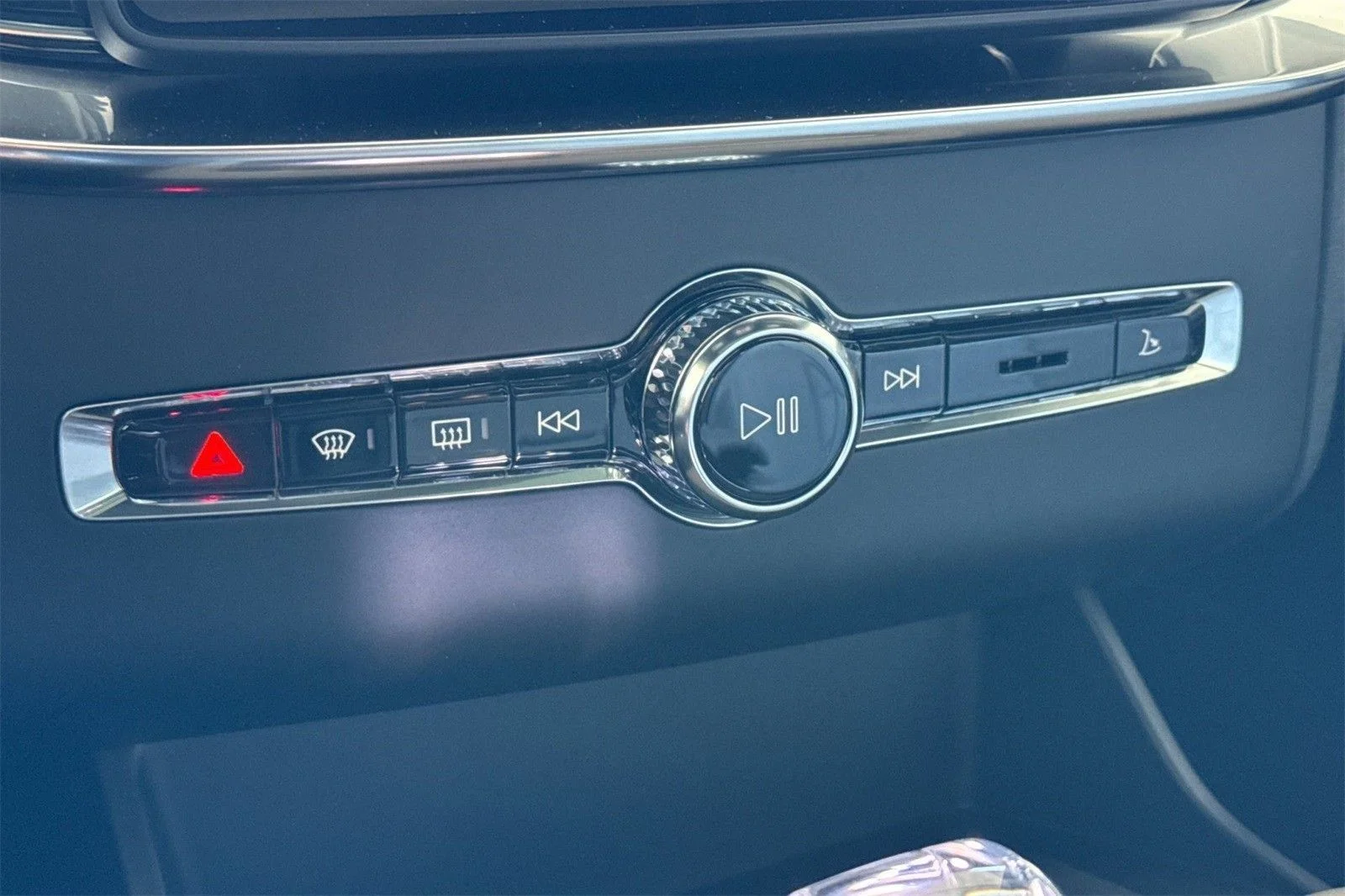 2026 Volvo XC90 Plus - Photo 22