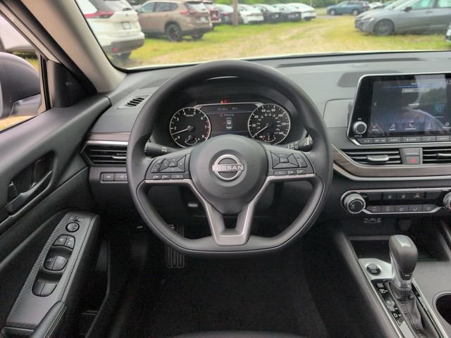 New 2026 Pearl White TriCoat Nissan SV image 13