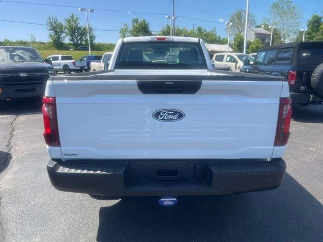 New 2026 Oxford White Ford XL image 6