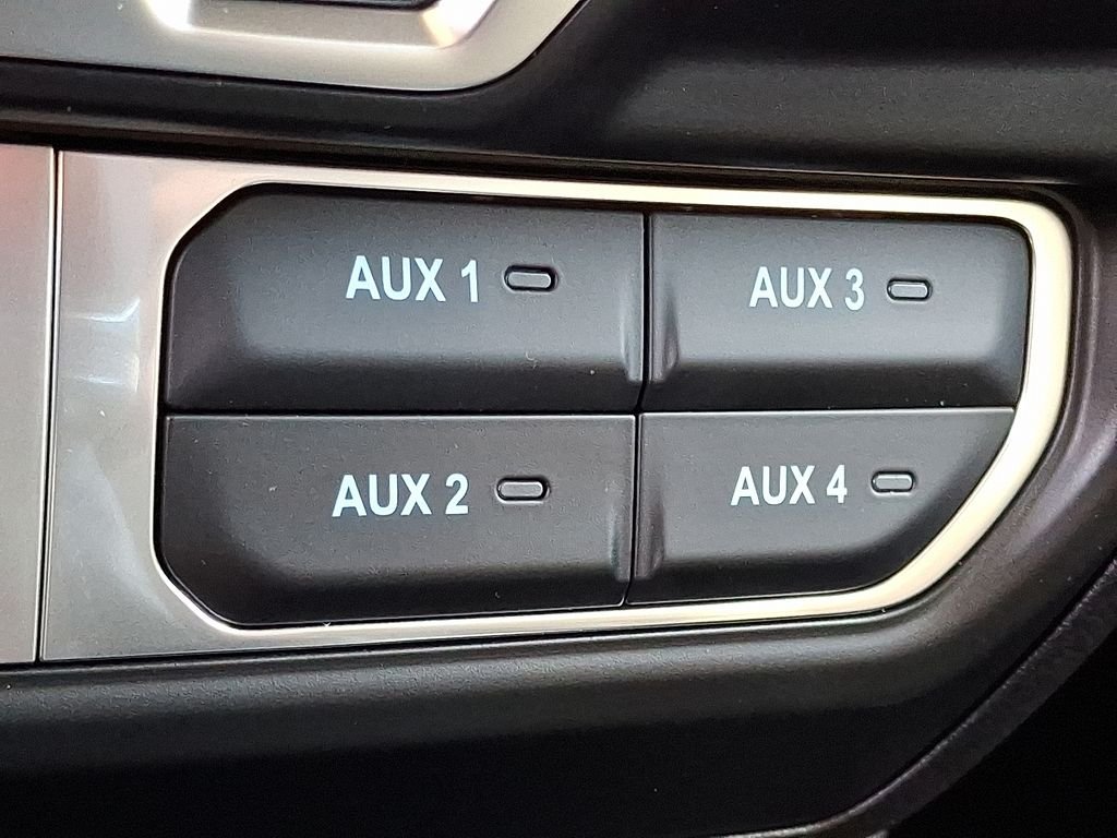 New 2026 Anvil Clear-Coat Exterior Paint Jeep Rubicon X image 17