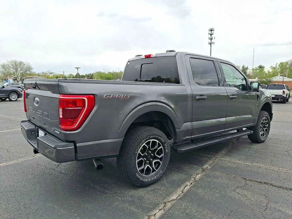 2021 Ford F-150 XLT - Photo 6